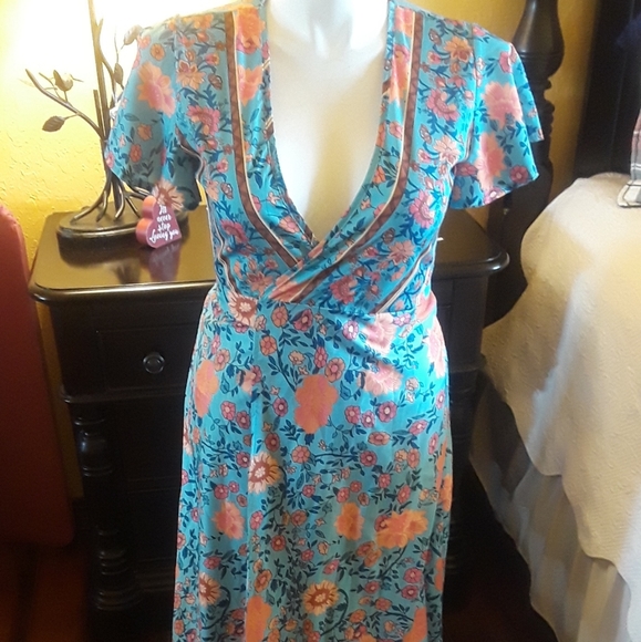 Maison Gareison floral wrap dress - Picture 2 of 10